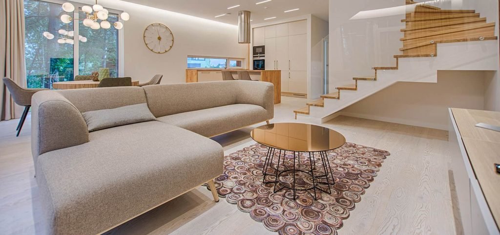 image 1 min 1024x483.jpg